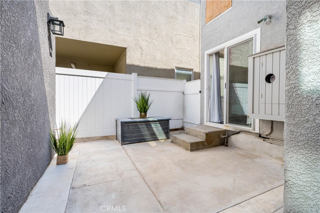 1003 Seal Property Photo 24
