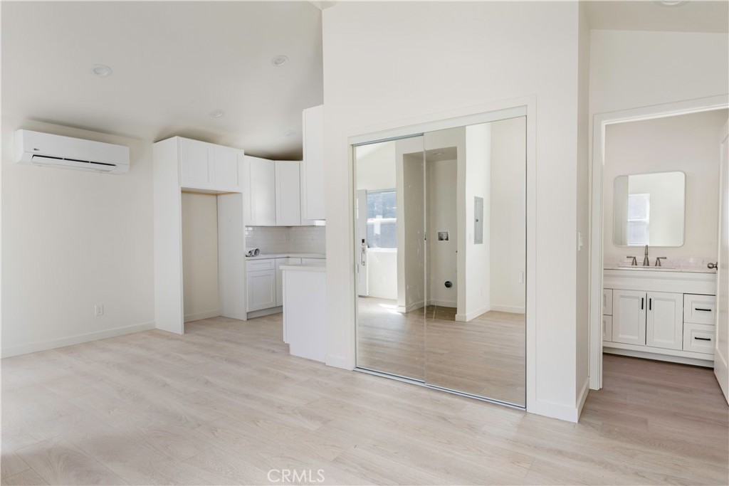 1003 Seal Property Photo 27