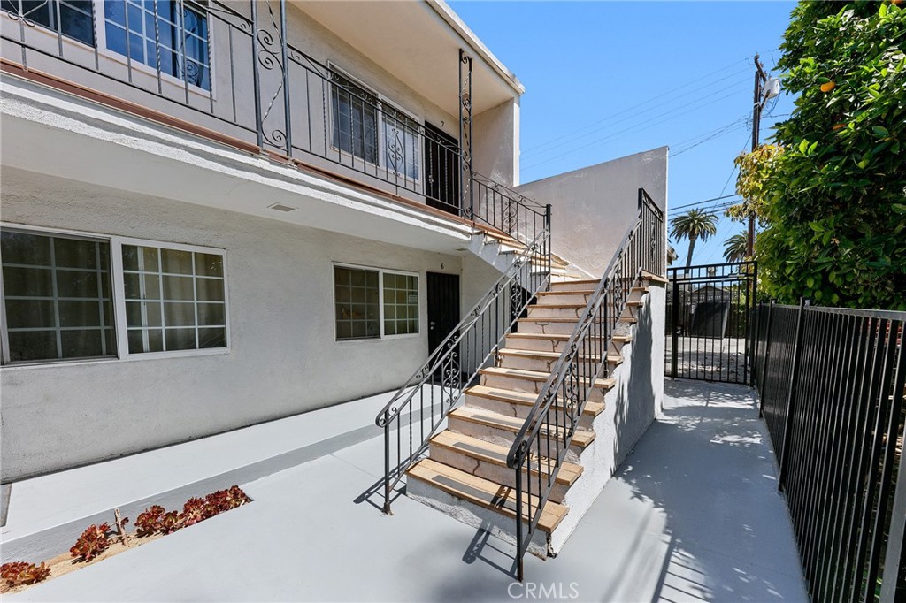 1070 Chestnut Property Photo 15