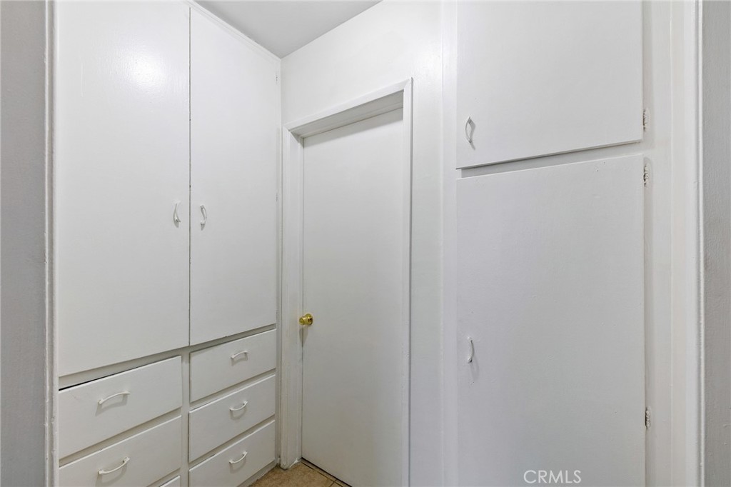 1070 Chestnut Property Photo 29