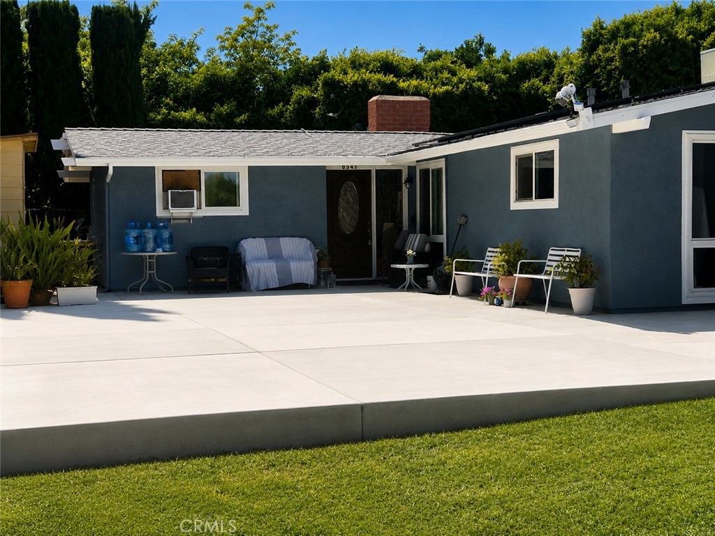 6547 Kelvin Property Photo 1