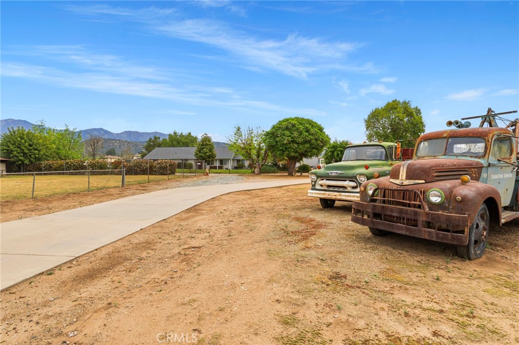 12681 Bryant Property Photo 32