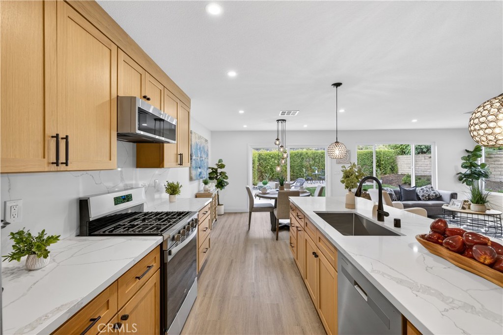 872 W Ashiya Property Photo 12