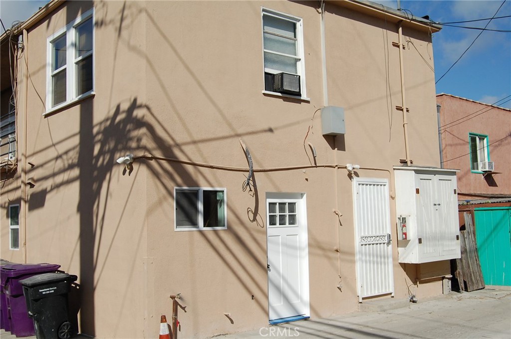 20 Roycroft Property Photo 7