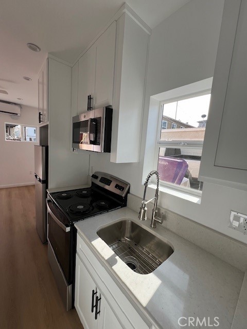 20 Roycroft Property Photo 22