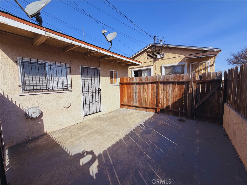 350 E South Property Photo 2