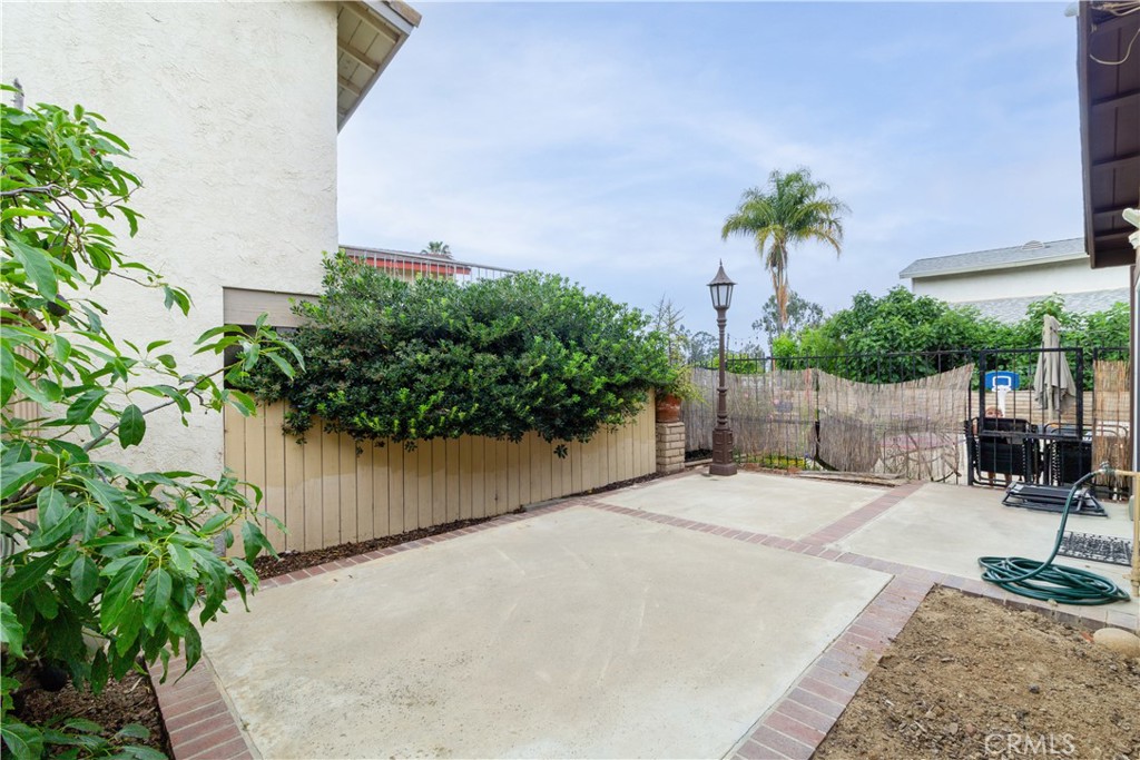 1492 Downing Court Property Photo 16