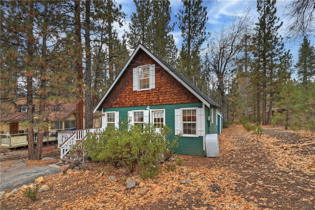 41496 Oak Property Photo 4