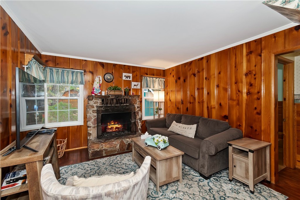 41496 Oak Property Photo 12