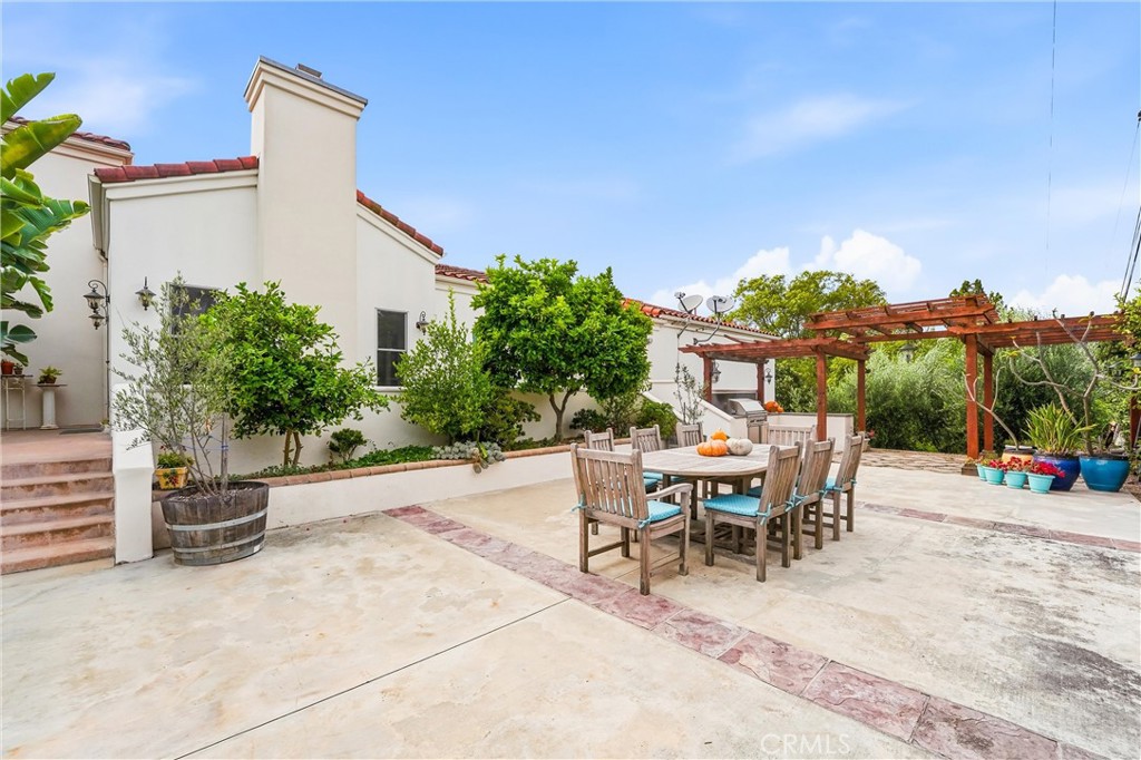 270 Flowerfield Property Photo 51