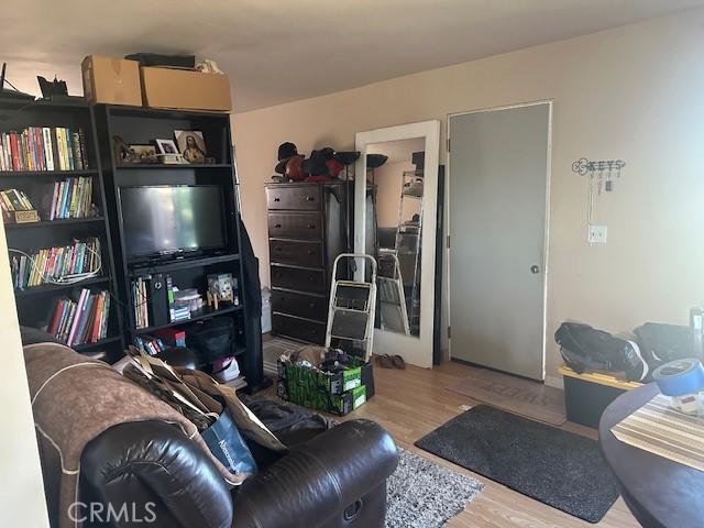 501 W Lambert Property Photo 14