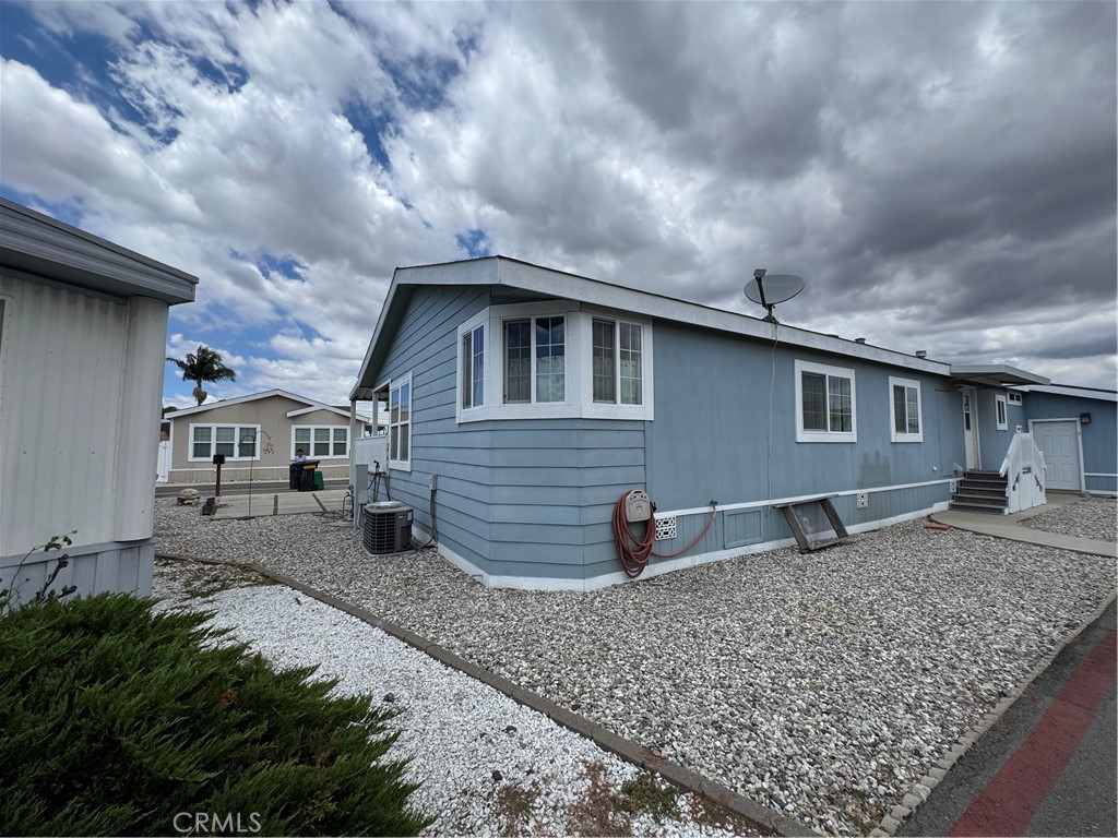 50 Cypress Property Photo 3
