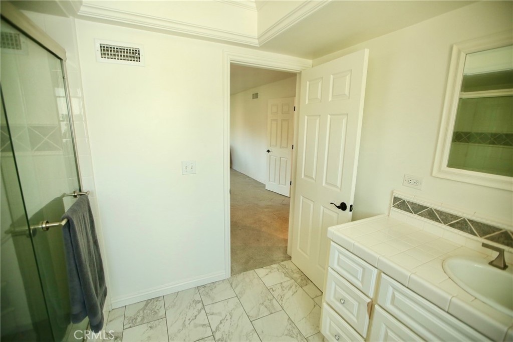 1893 N Fern Street Property Photo 27