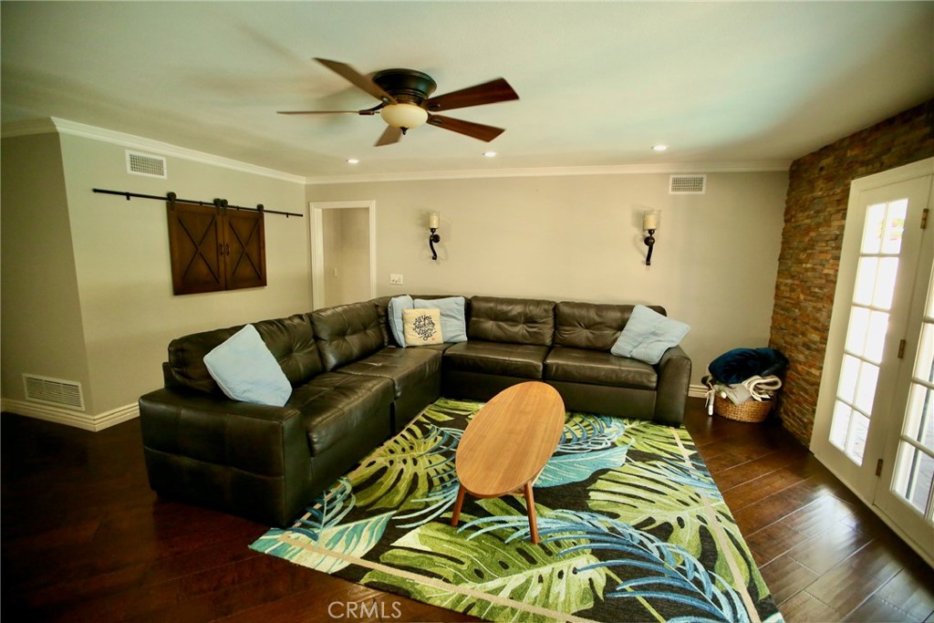 1893 N Fern Street Property Photo 43