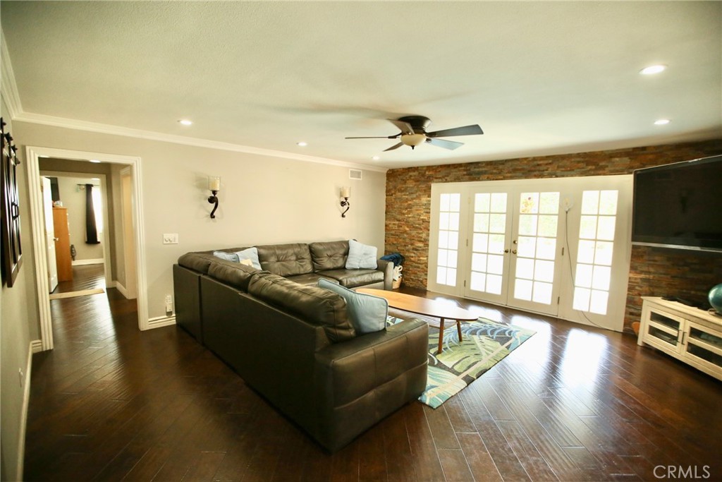 1893 N Fern Street Property Photo 44