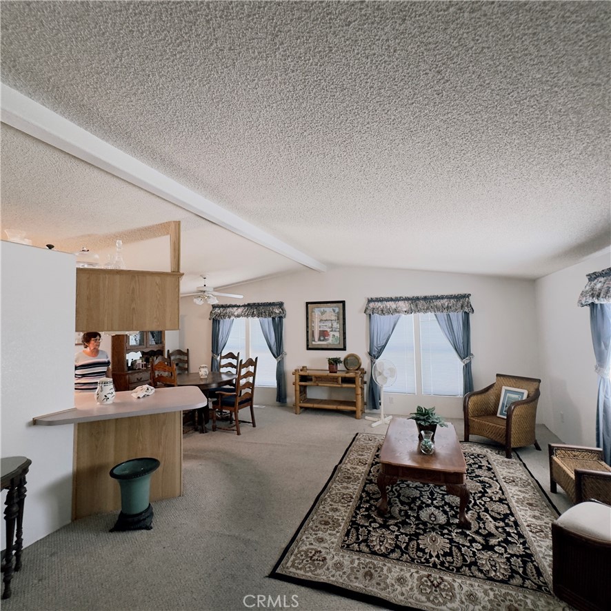 35 Maple Via Property Photo 2