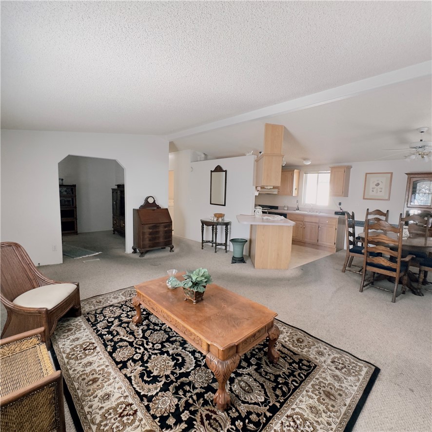 35 Maple Via Property Photo 3