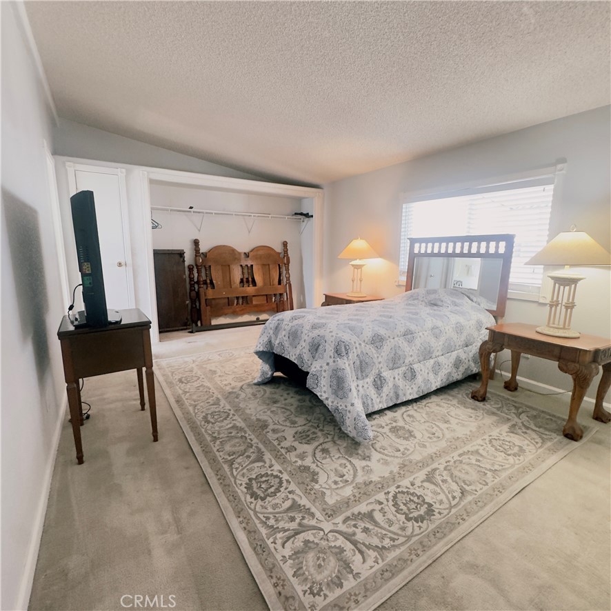 35 Maple Via Property Photo 11