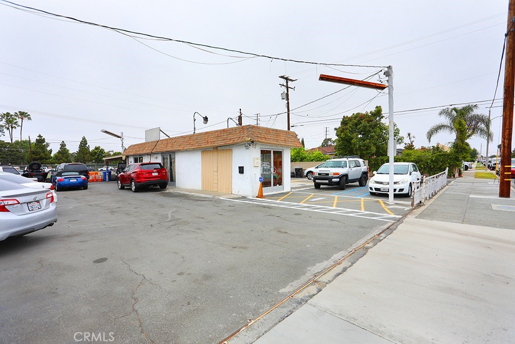 8041 Bolsa Property Photo 2