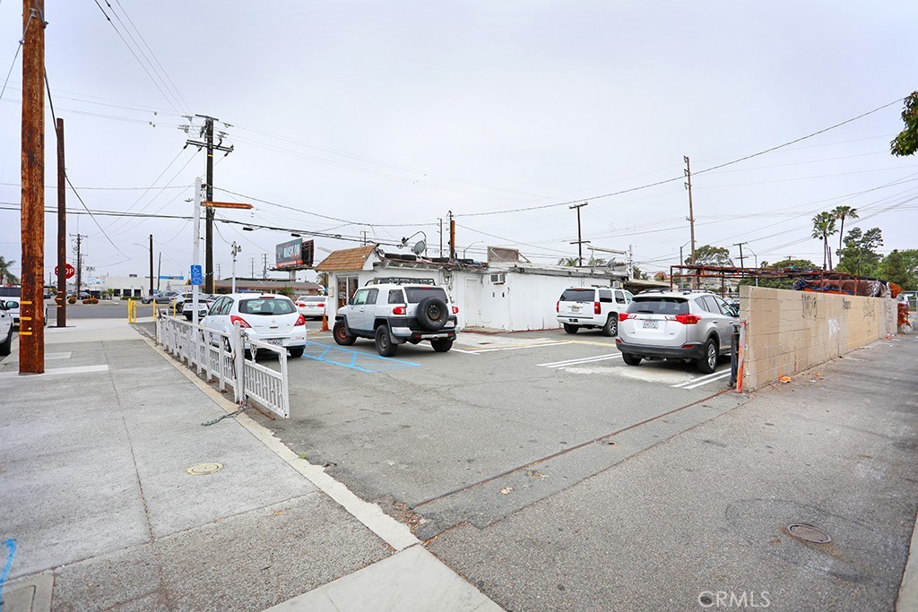 8041 Bolsa Property Photo 14