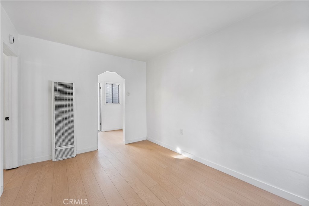 924 Termino Avenue Property Photo 9