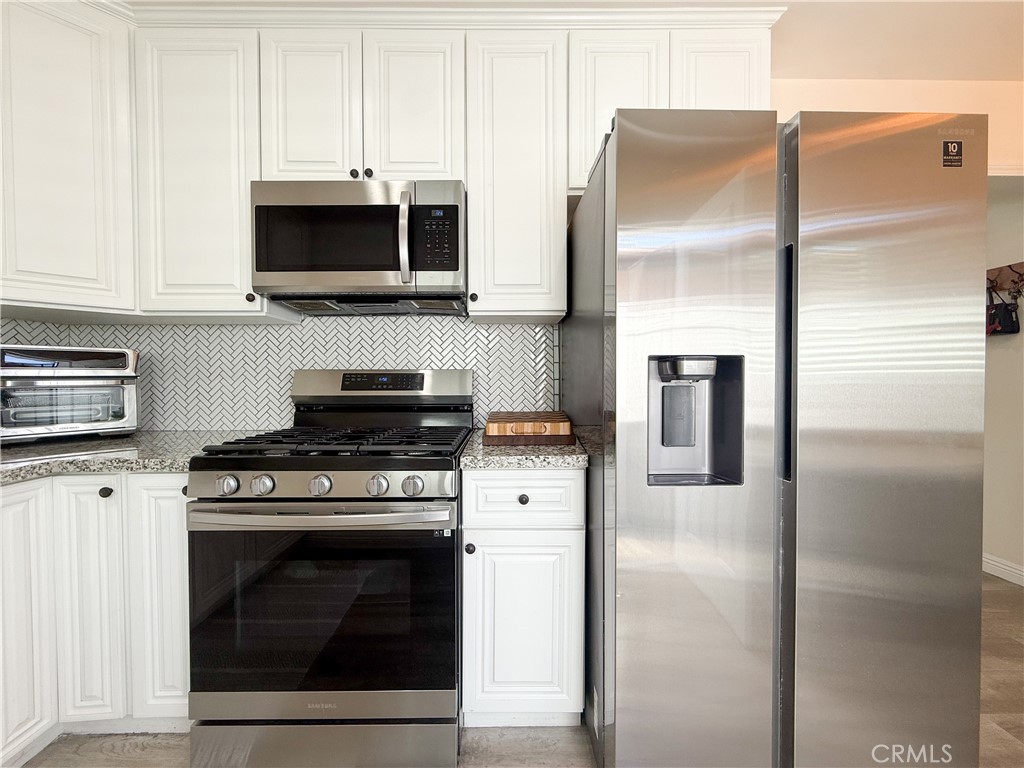 11818 Cheshire Property Photo 4
