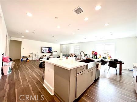 30339 Roebuck Court Property Photo 4