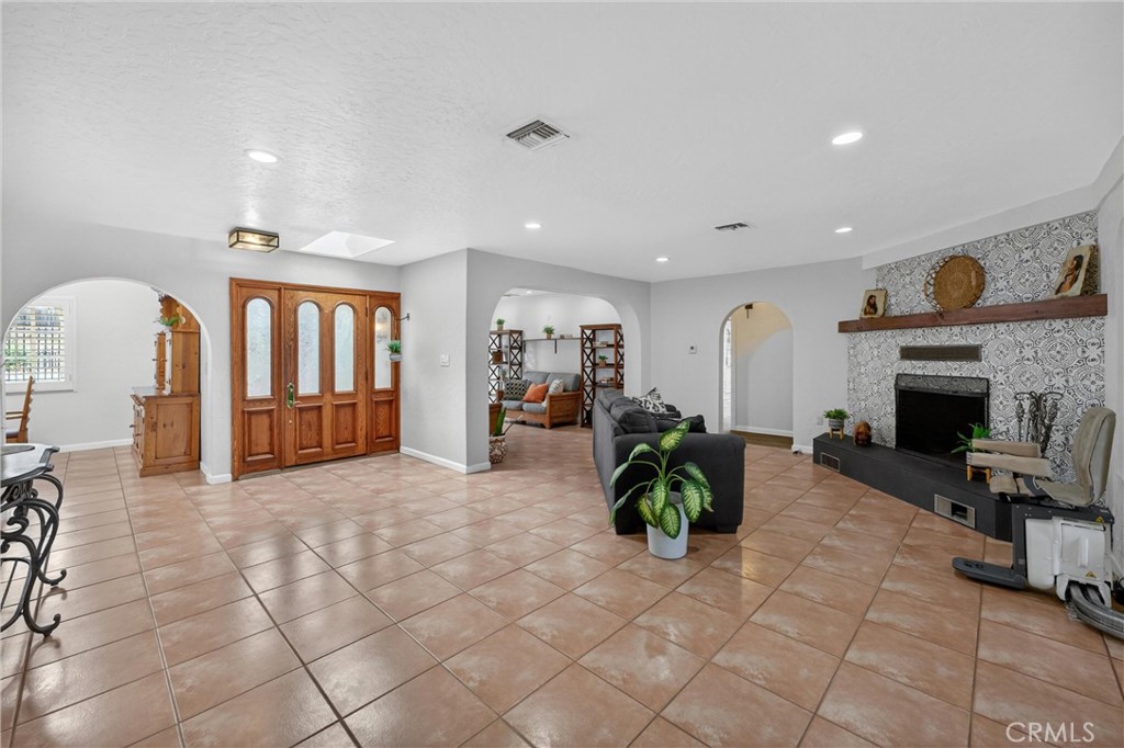 170 S Mohler Property Photo 5