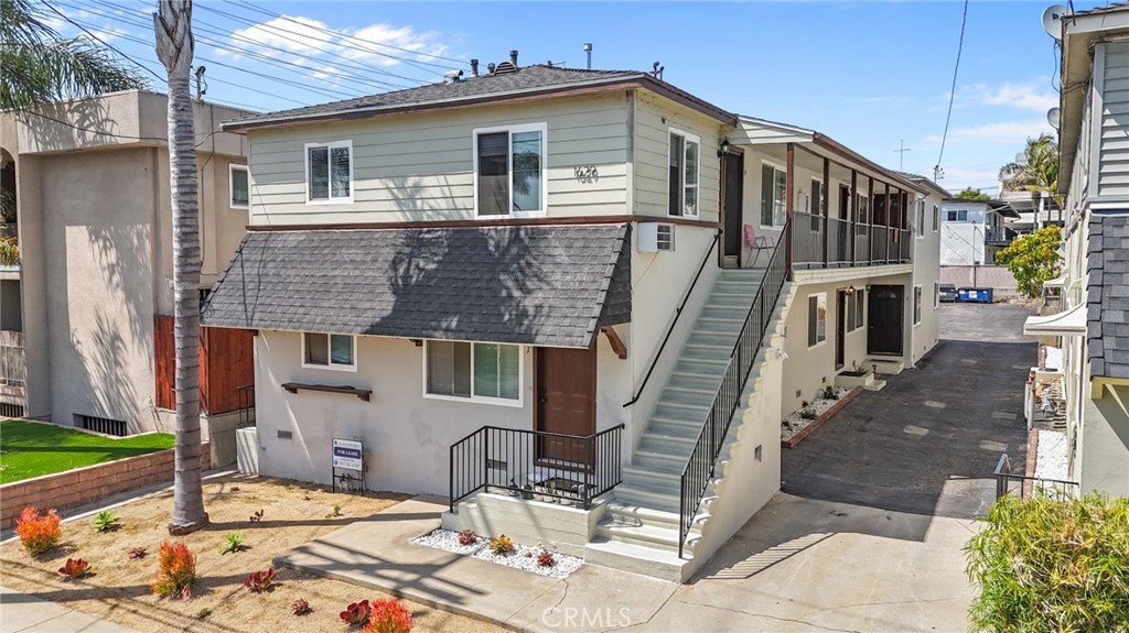 1629 E Maple