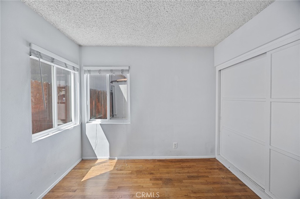 1629 E Maple Property Photo 17