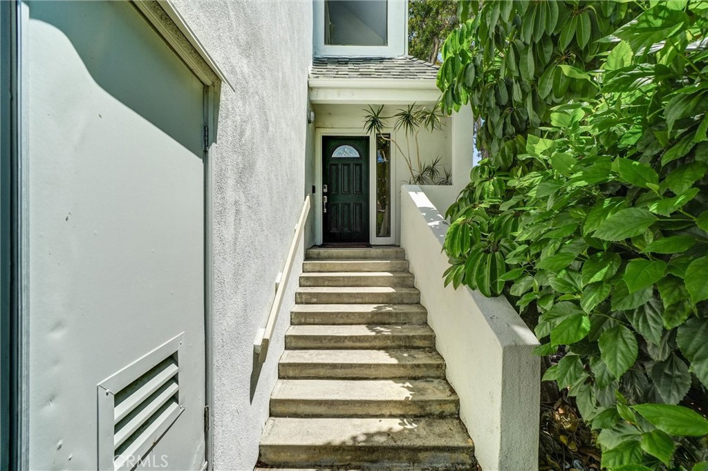 5733 E Stillwater Avenue 2 Property Photo 7
