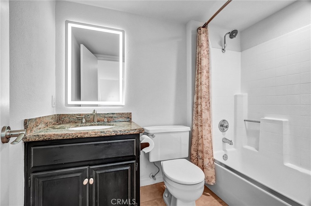 5733 E Stillwater Avenue 2 Property Photo 26
