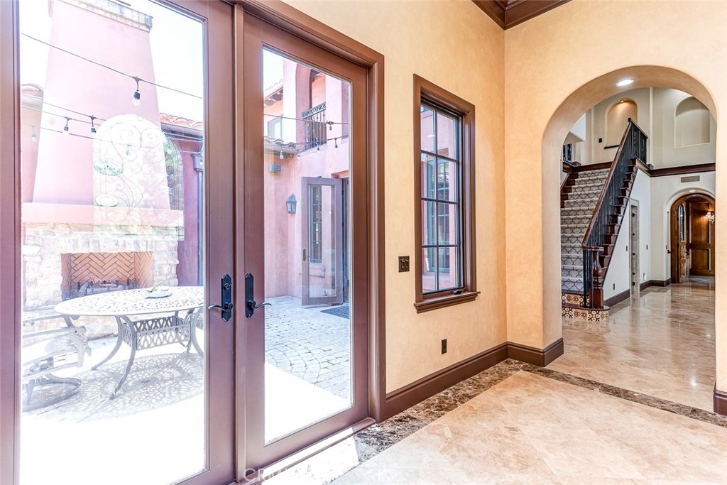 2310 Morelia Property Photo 8