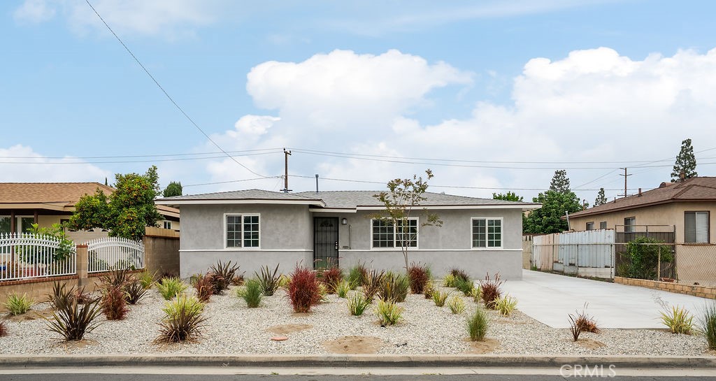 11583 Embree Property Photo 1