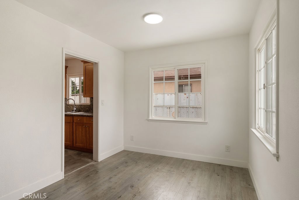 11583 Embree Property Photo 6