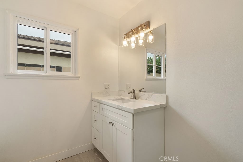11583 Embree Property Photo 15