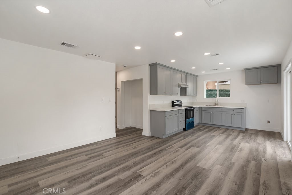 11583 Embree Property Photo 25