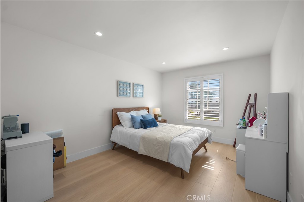 4920 Lincolnshire Property Photo 19