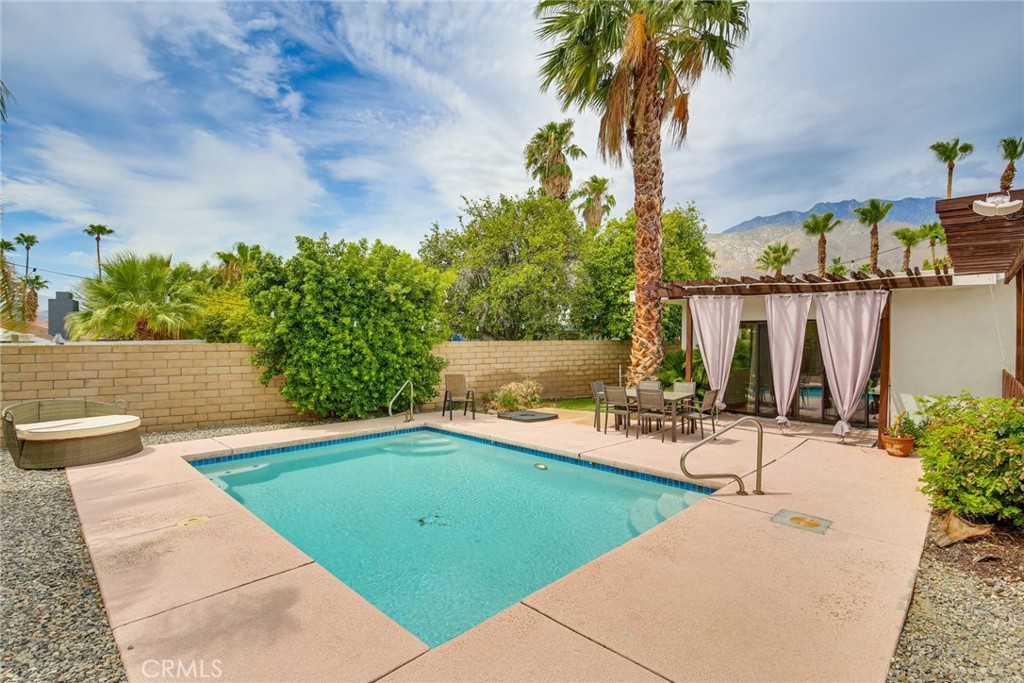 1123 E El Cid Property Photo 31