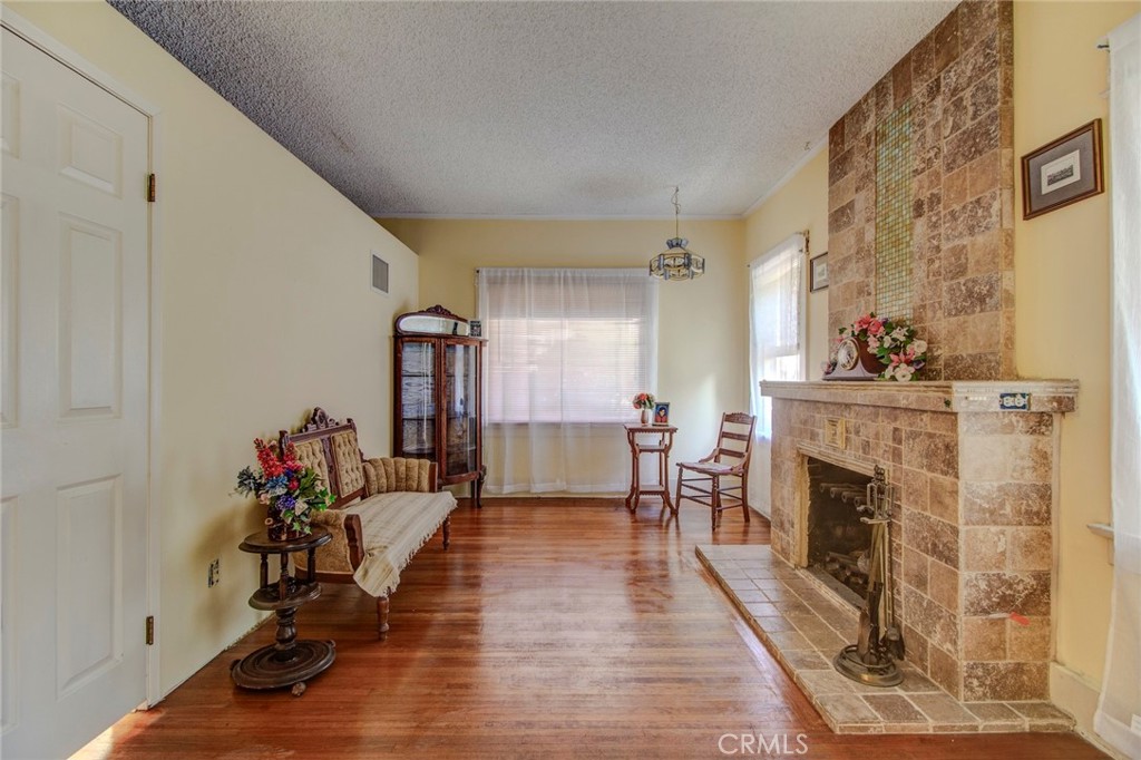 306 S Birch Property Photo 9