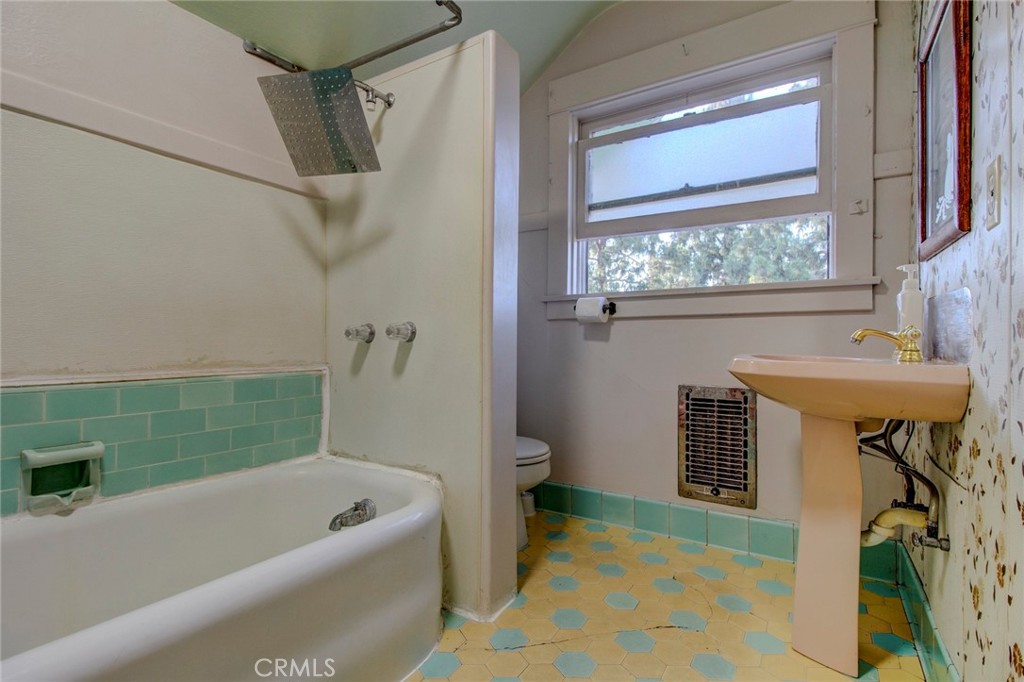 306 S Birch Property Photo 14