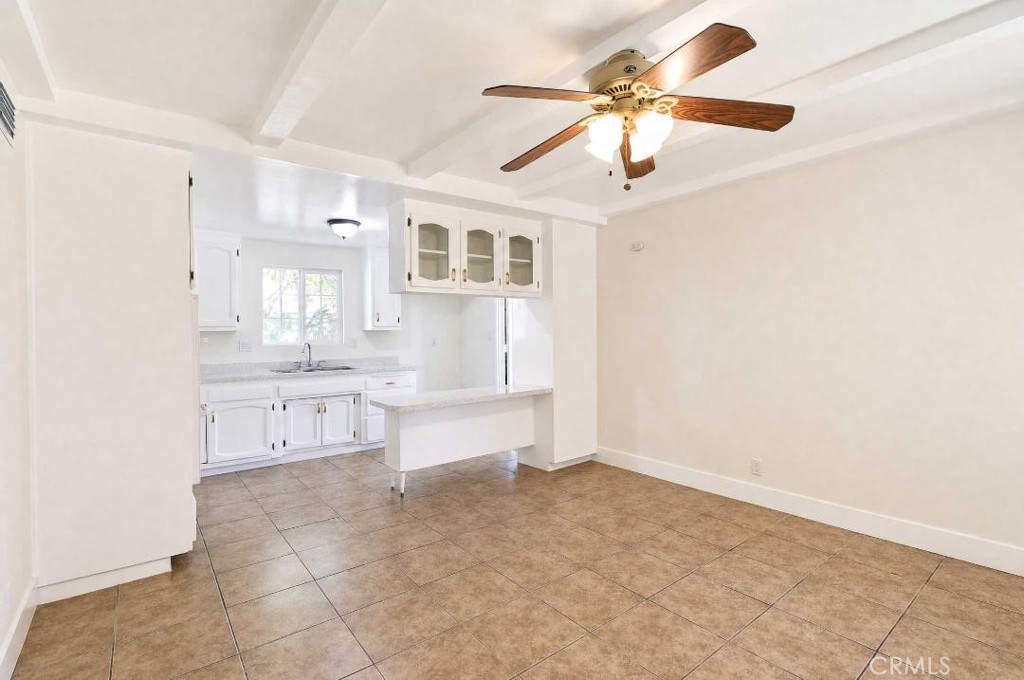 2813 W Brook Property Photo 9