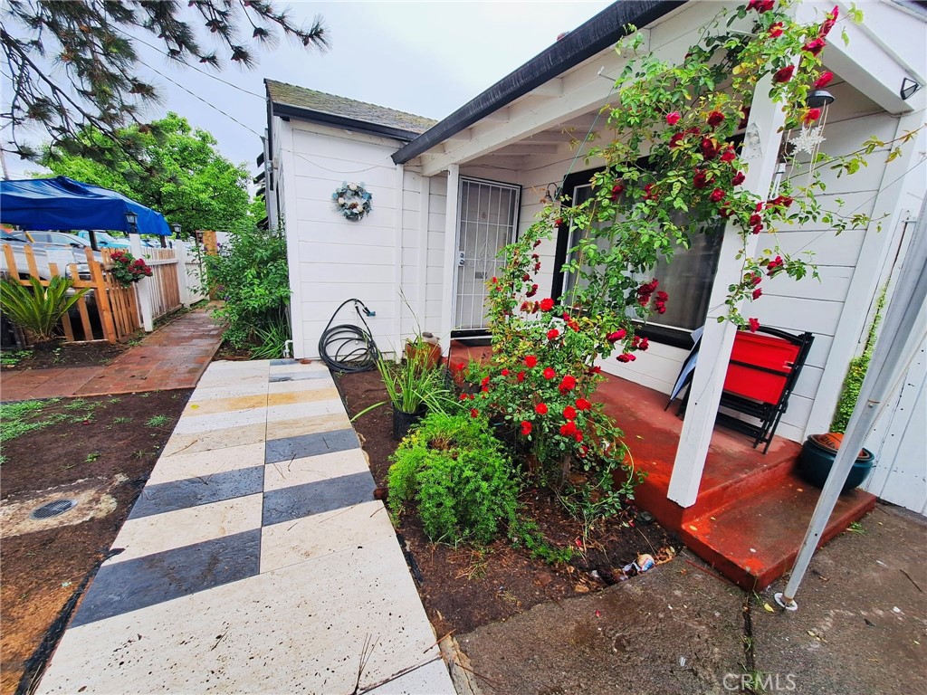 241 Barham Avenue Property Photo 3