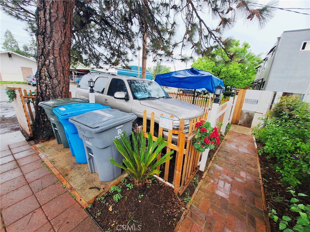 241 Barham Avenue Property Photo 11