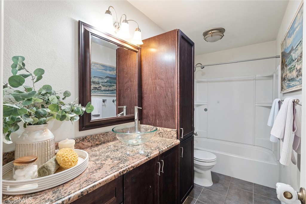 372 Carroll E 201 Property Photo 18