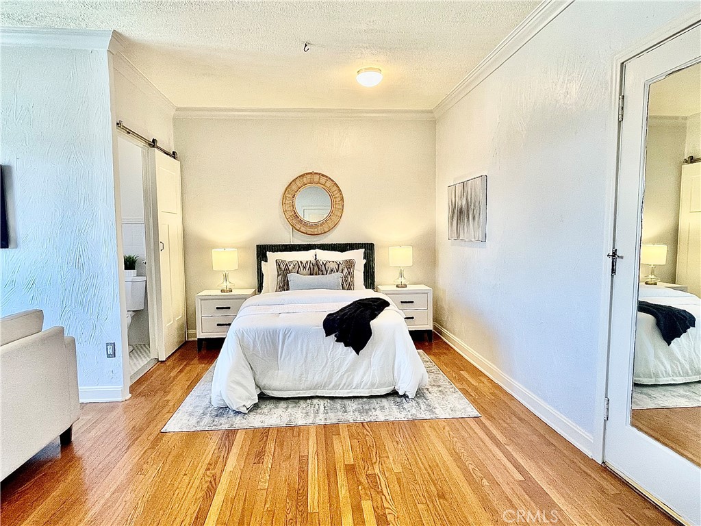1030 E Ocean 703 Property Photo 5