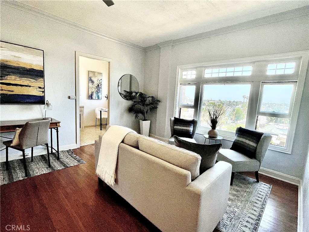 1030 E Ocean 703 Property Photo 11