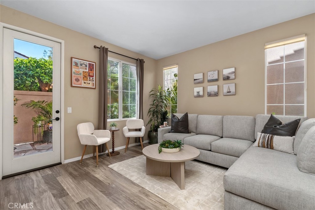 80 Great Lawn Property Photo 11