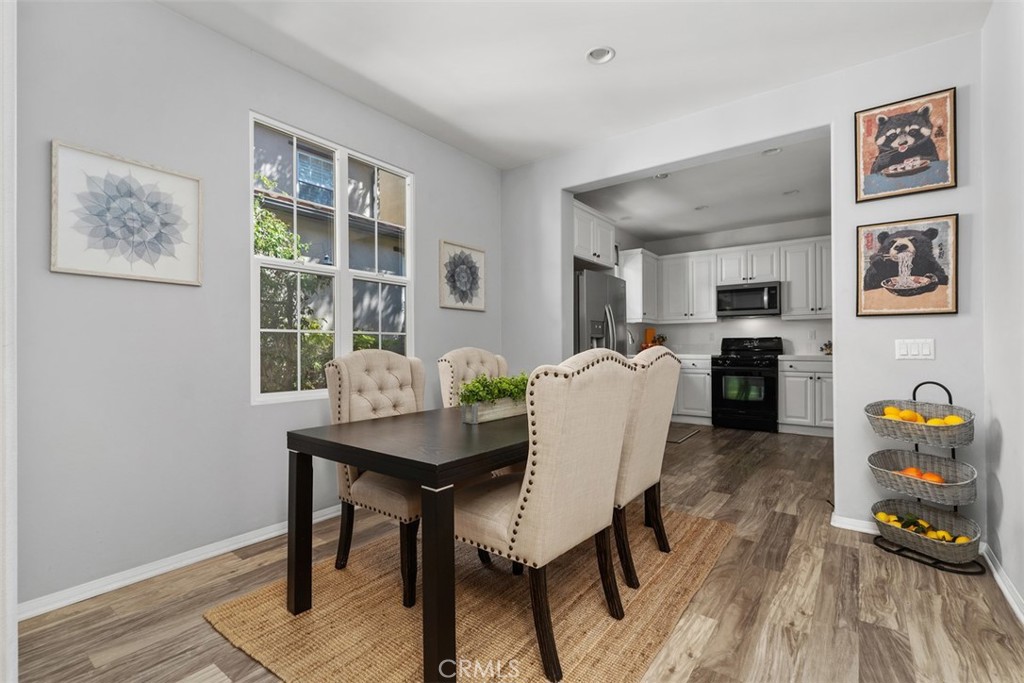 80 Great Lawn Property Photo 13