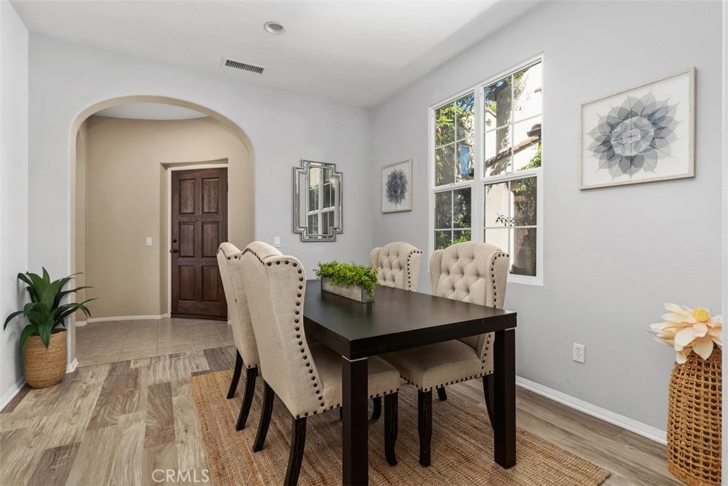 80 Great Lawn Property Photo 14